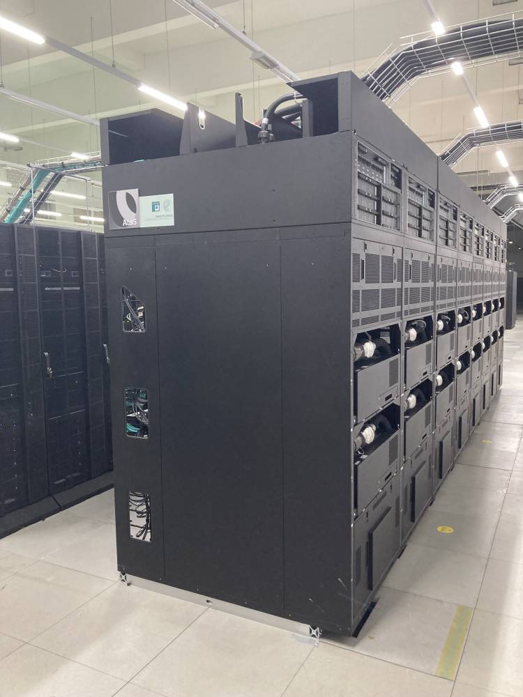HPC-System Viper